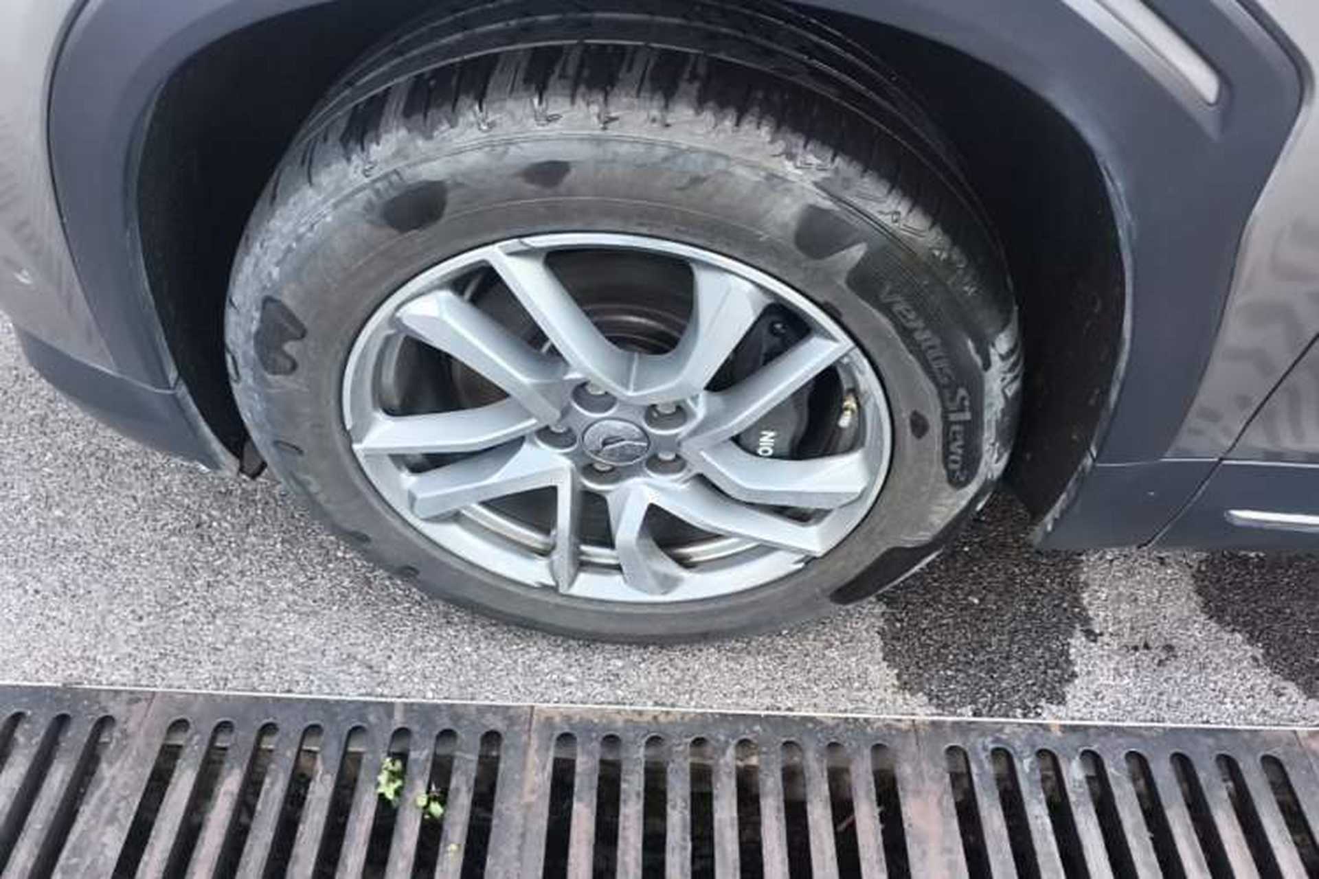 Used Nio ES6 2020 420 km Sport Edition Left Front Wheel Hub