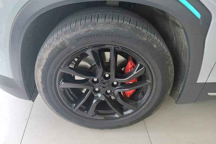 Used Nio ES6 2020 600 km Sport Edition Left Front Wheel Hub