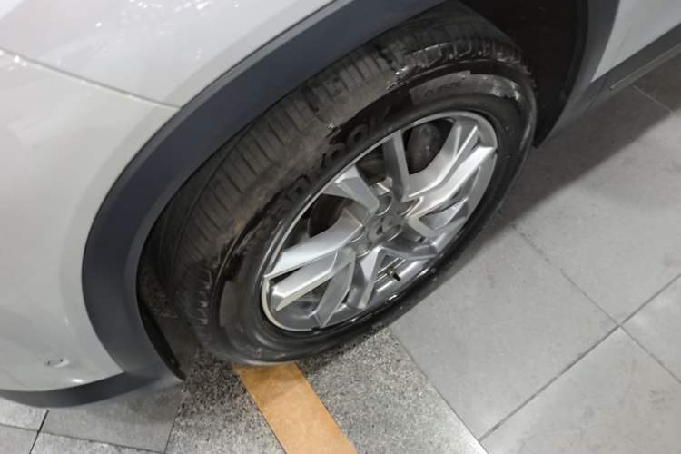 Used Nio ES6 2020 430KM Performance Version Left Front Wheel Hub
