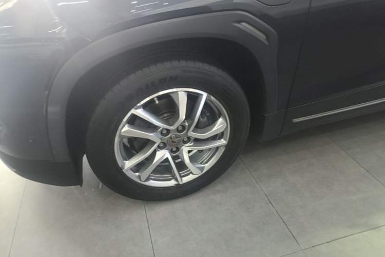 Used Nio ES6 2020 600 km Sport Edition Left Front Wheel Hub