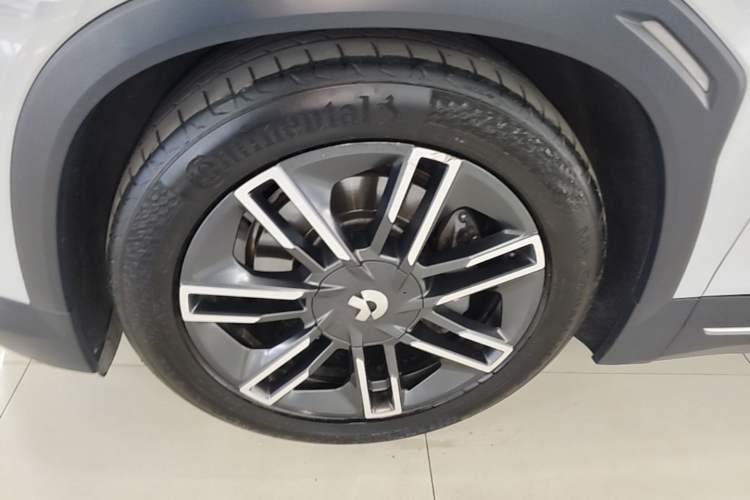 Used Nio ES6 2020 610 km Performance Version Left Front Wheel Hub