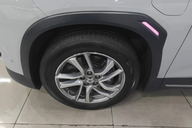Used Nio ES6 2020 420 km Sport Edition Left Front Wheel Hub
