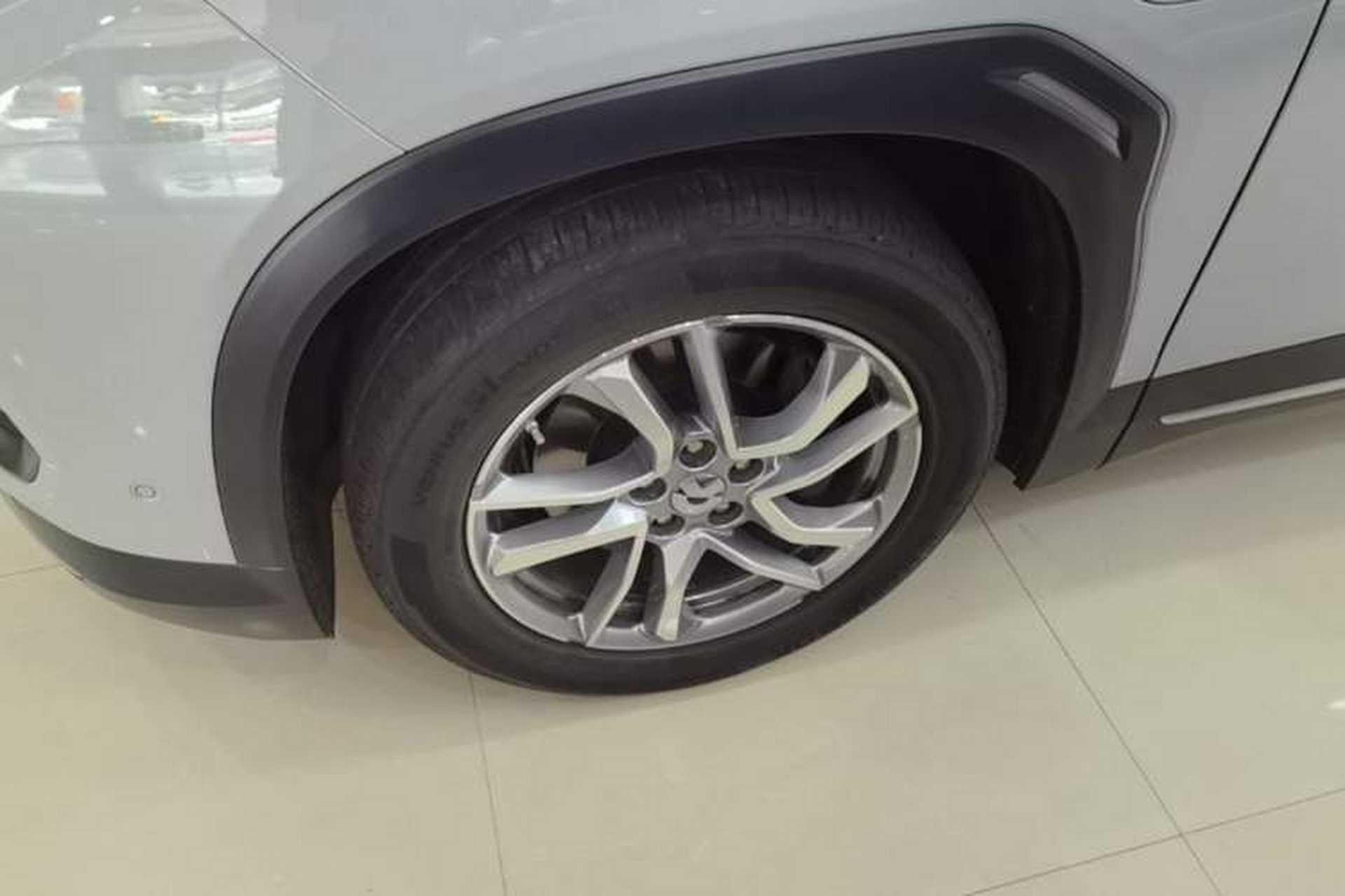 Used Nio ES6 2020 420 km Sport Edition Left Front Wheel Hub