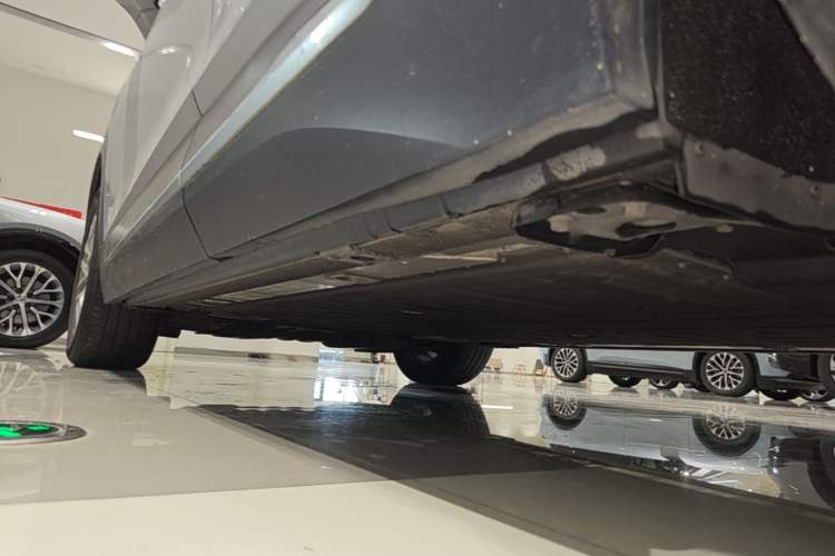 Used Nio ES6 2020 430KM Performance Version Left Side Sill