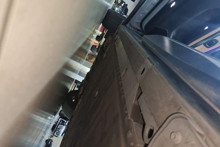 Used Nio ES6 2020 610 km Performance Version Left Side Sill