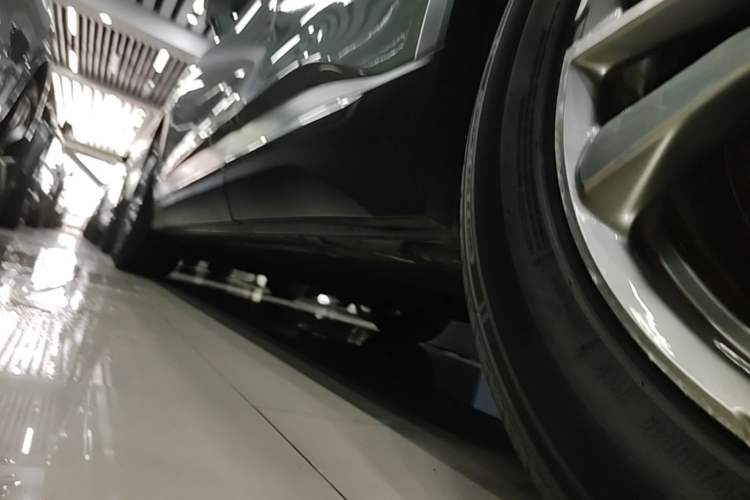 Used Nio ES6 2020 455KM Sport Edition Left Side Sill