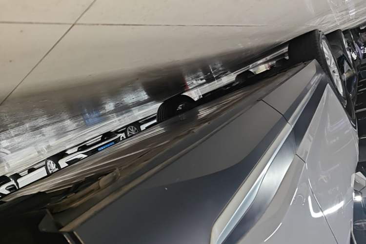 Used Nio ES6 2020 420 km Sport Edition Left Side Sill