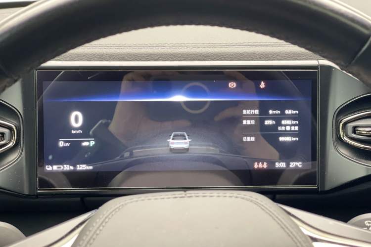 Used Nio ES6 2020 420 km Sport Edition Odometer Close Up
