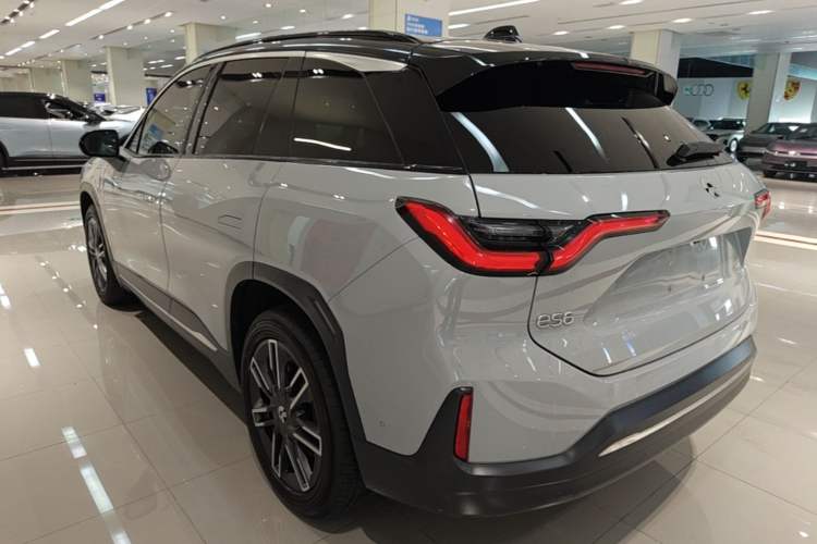 Used Nio ES6 2020 420 km Sport Edition Rear Left 45 Deg