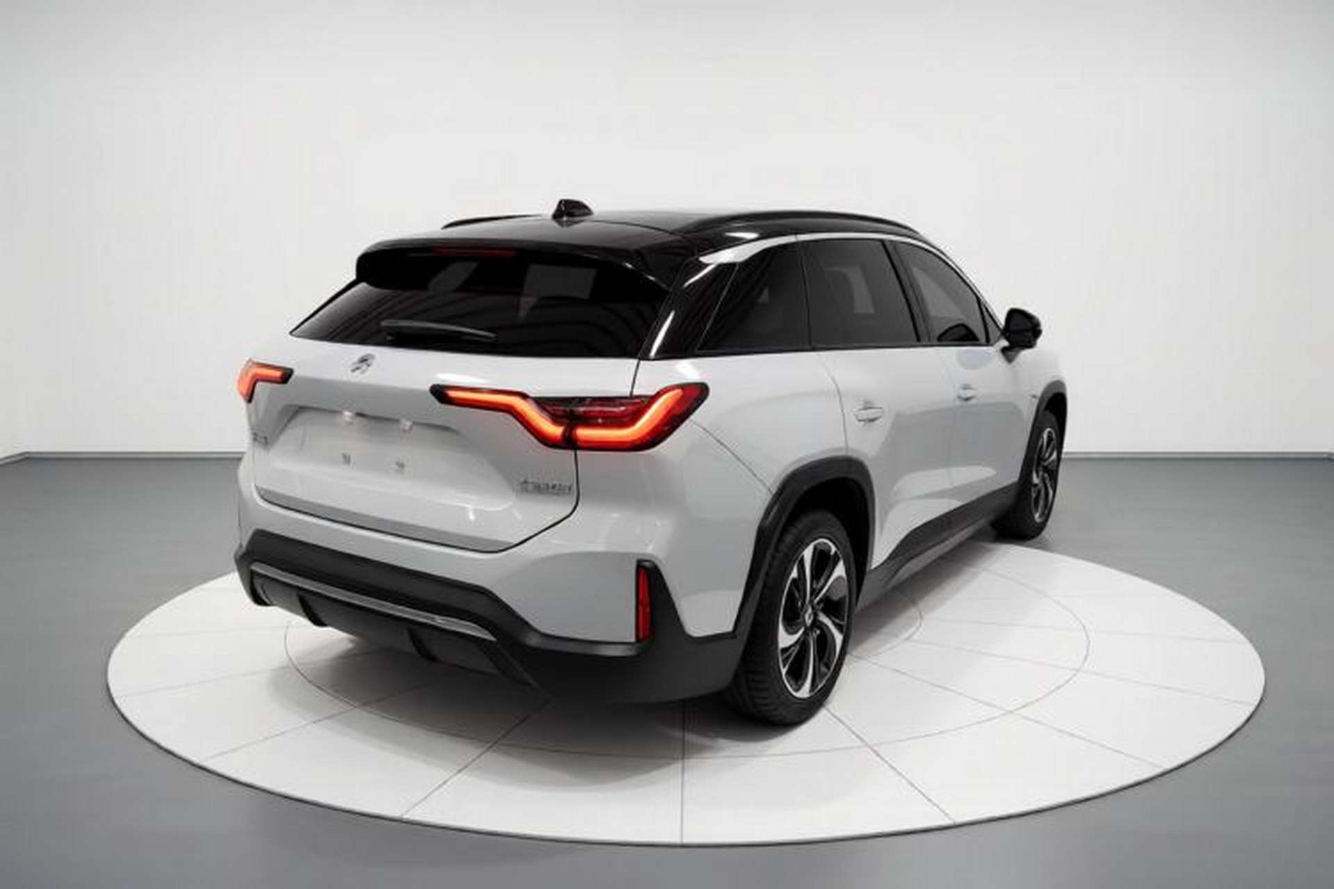 Used Nio ES6 2020 610 km Performance Version Rear Right 45 Deg