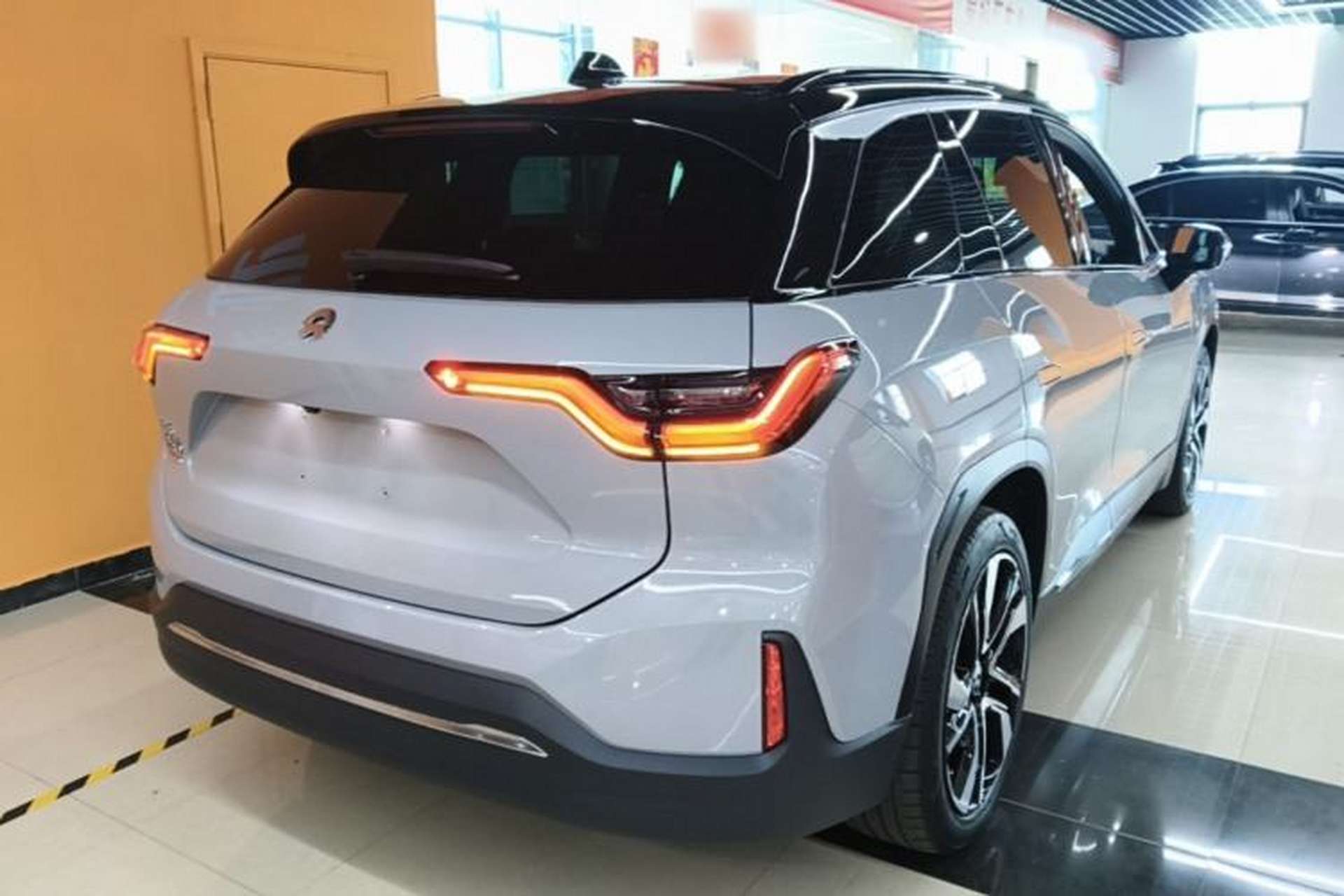 Used Nio ES6 2020 610 km Performance Version Rear Right 45 Deg