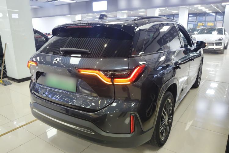 Used Nio ES6 2020 610 km Performance Version Rear Right 45 Deg