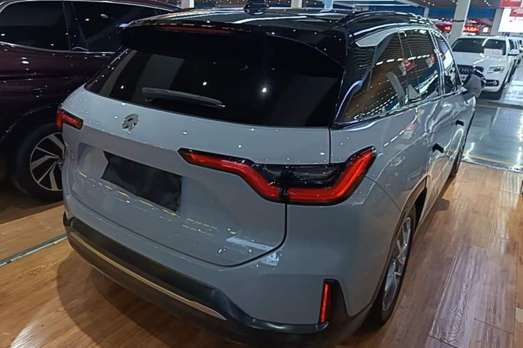 Used Nio ES6 2020 610 km Performance Version Rear Right 45 Deg
