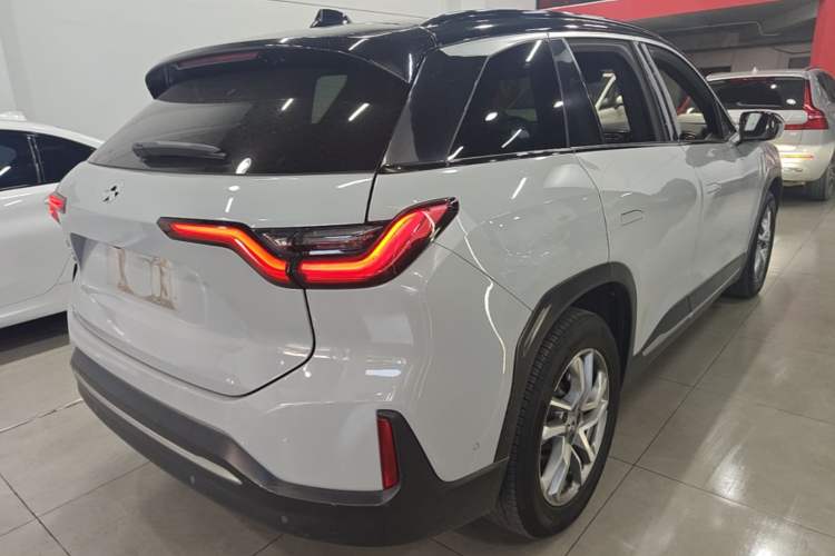 Used Nio ES6 2020 610 km Performance Version Rear Right 45 Deg