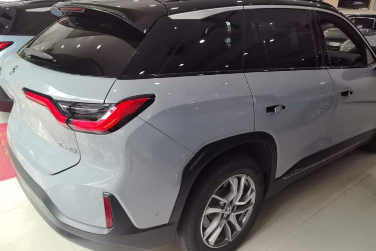 Used Nio ES6 2020 420 km Sport Edition Rear Right 45 Deg
