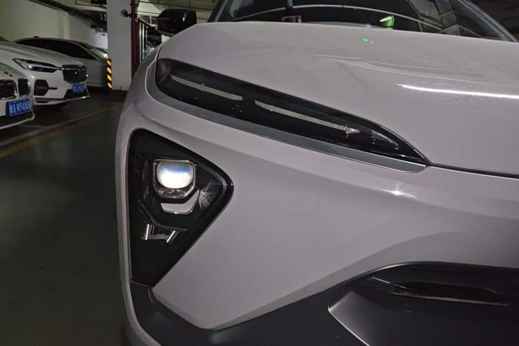 Used Nio ES6 2020 610KM Signature Edition Right Front Headlight