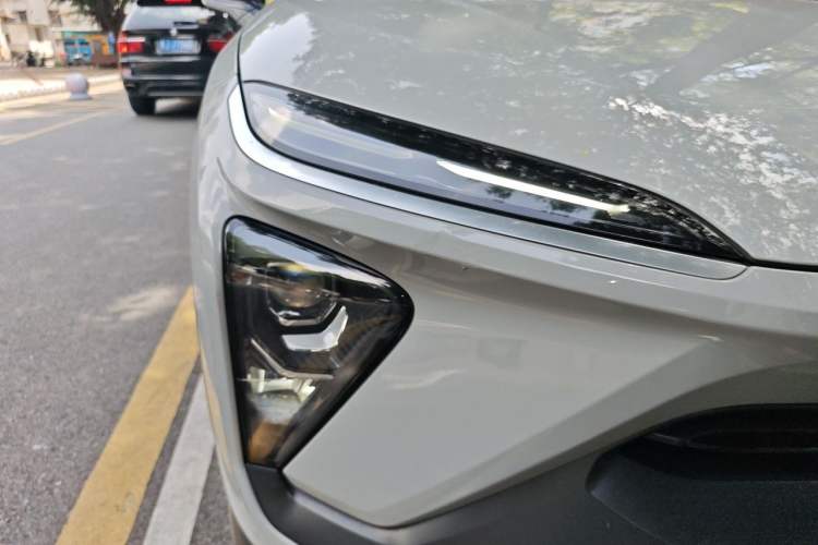 Used Nio ES6 2020 600 km Sport Edition Right Front Headlight