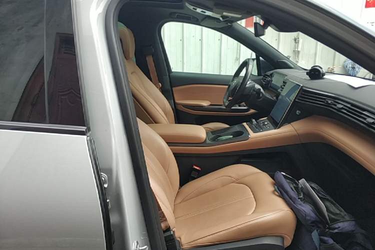 Used Nio ES6 2020 610KM Signature Edition Right Front Seat