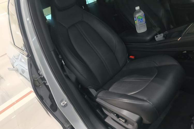 Used Nio ES6 2020 420 km Sport Edition Right Front Seat