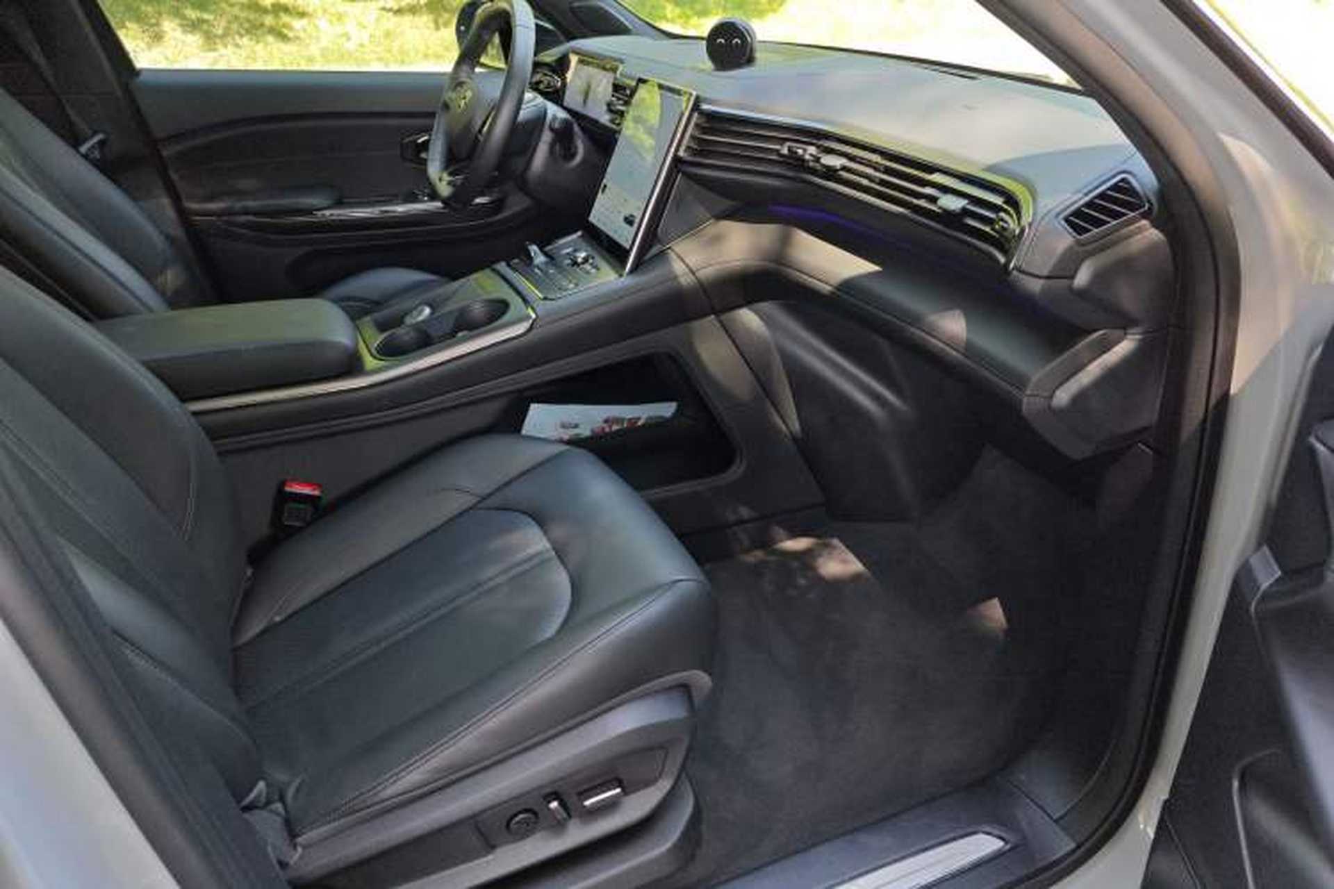 Used Nio ES6 2020 610 km Performance Version Right Front Seat