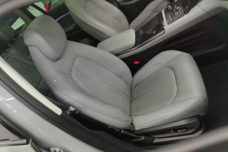 Used Nio ES6 2020 490 km Sport Edition Right Front Seat