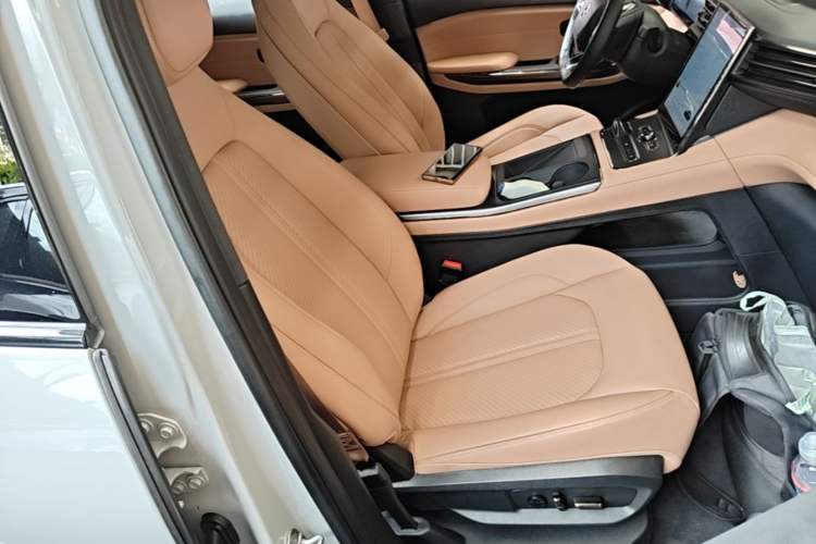 Used Nio ES6 2020 465 km Performance Version Right Front Seat