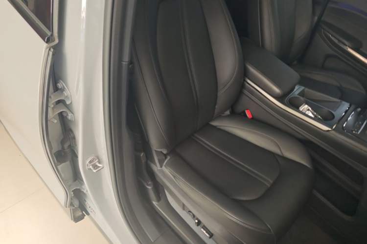 Used Nio ES6 2020 420 km Sport Edition Right Front Seat