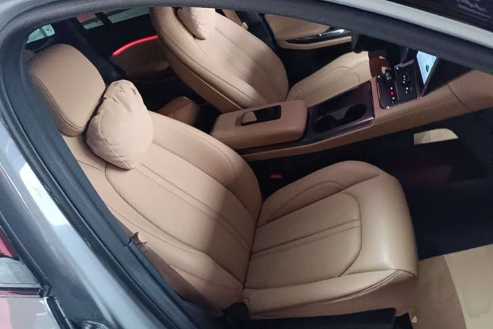 Used Nio ES6 2020 610 km Performance Version Right Front Seat