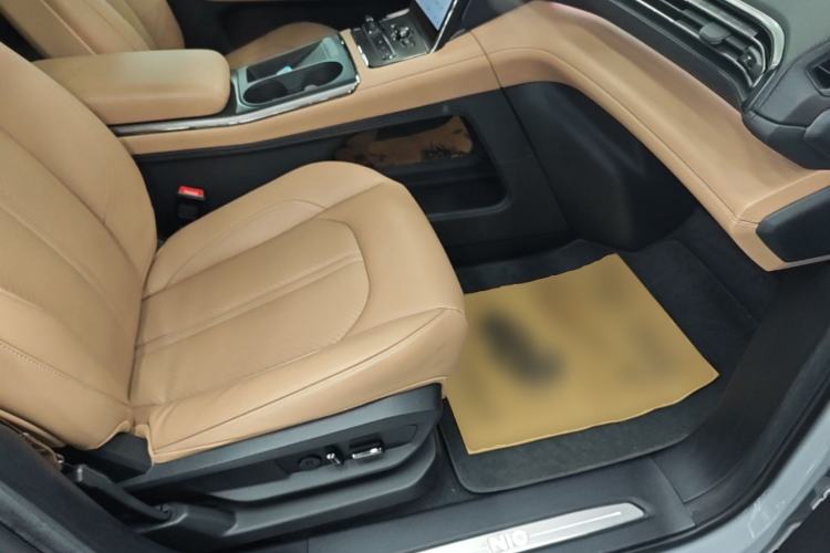 Used Nio ES6 2020 430KM Performance Version Right Front Seat