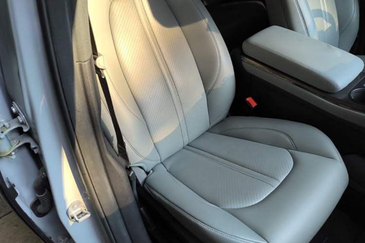 Used Nio ES6 2020 610KM Signature Edition Right Front Seat