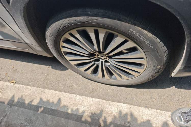Used Nio ES6 2020 610 km Performance Version Right Front Wheel Hub