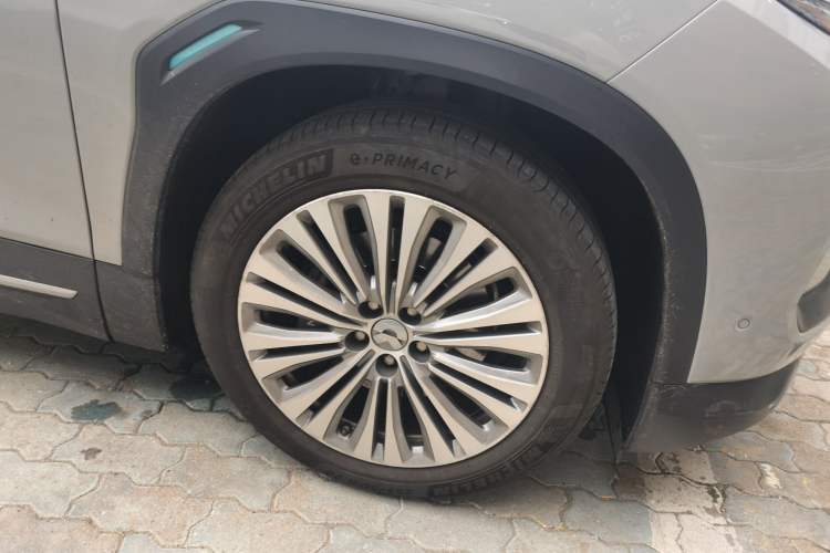 Used Nio ES6 2020 465 km Performance Version Right Front Wheel Hub