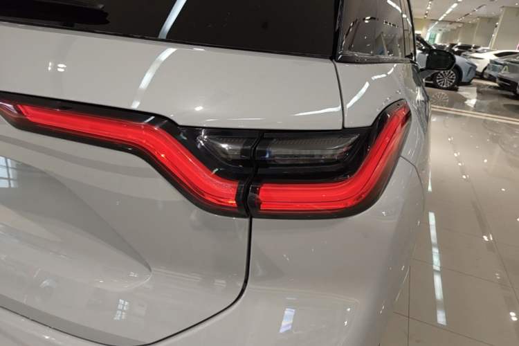 Used Nio ES6 2020 420 km Sport Edition Right Rear Taillight