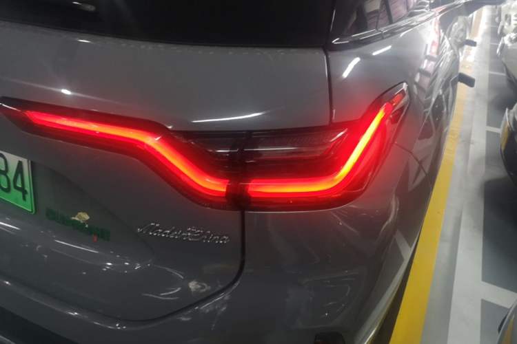 Used Nio ES6 2020 610 km Performance Version Right Rear Taillight