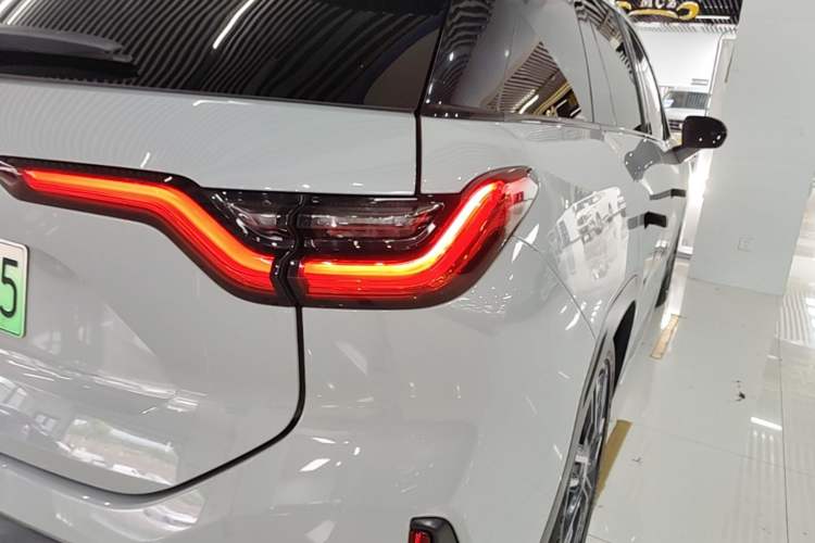 Used Nio ES6 2020 610 km Performance Version Right Rear Taillight