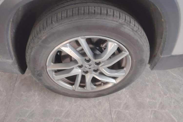 Used Nio ES6 2020 420 km Sport Edition Right Rear Wheel Hub