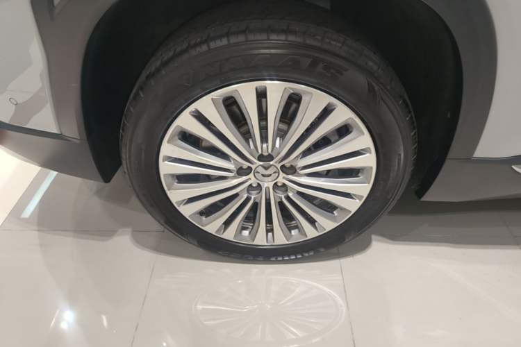 Used Nio ES6 2020 420 km Sport Edition Right Rear Wheel Hub