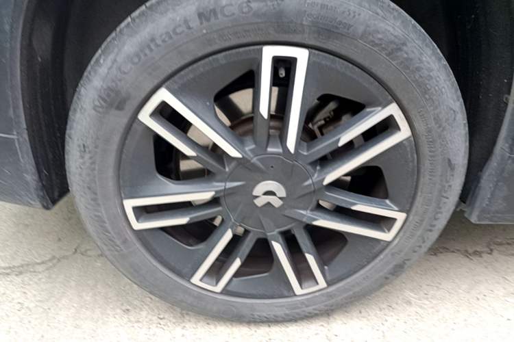 Used Nio ES6 2020 420 km Sport Edition Right Rear Wheel Hub