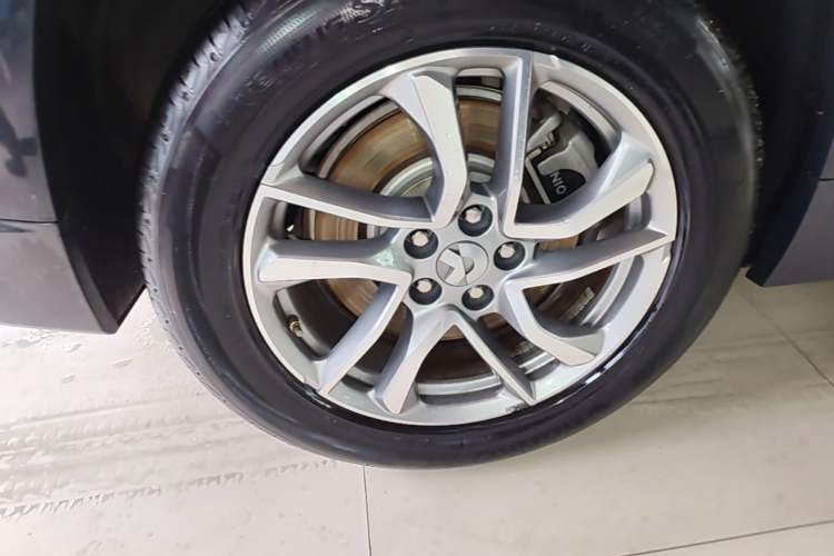 Used Nio ES6 2020 455KM Sport Edition Right Rear Wheel Hub