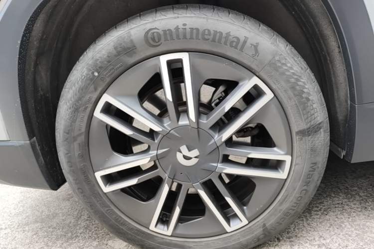 Used Nio ES6 2020 610 km Performance Version Right Rear Wheel Hub