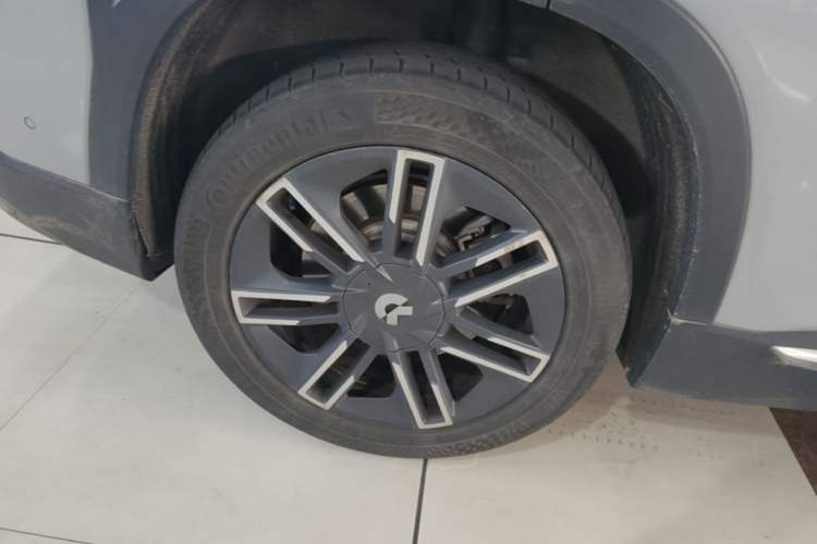 Used Nio ES6 2020 420 km Sport Edition Right Rear Wheel Hub