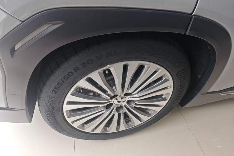 Used Nio ES6 2020 465 km Signature Edition Right Rear Wheel Hub