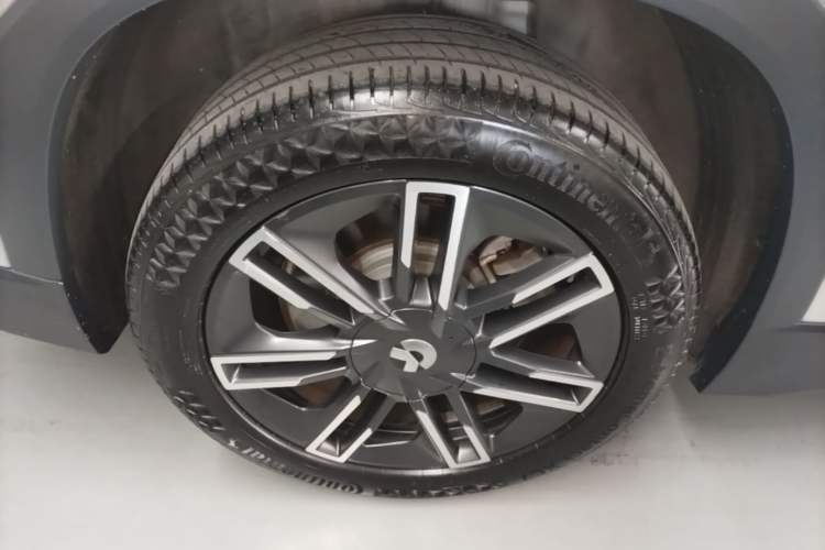 Used Nio ES6 2020 600 km Sport Edition Right Rear Wheel Hub