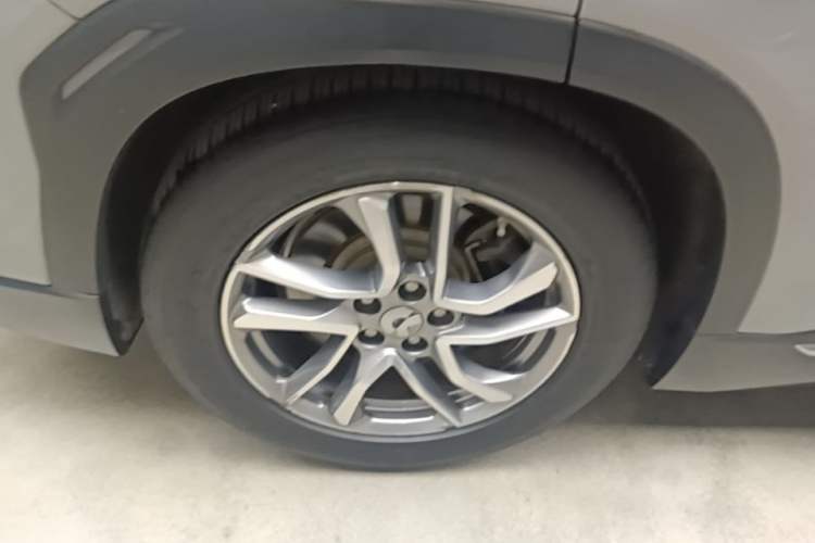 Used Nio ES6 2020 610 km Performance Version Right Rear Wheel Hub
