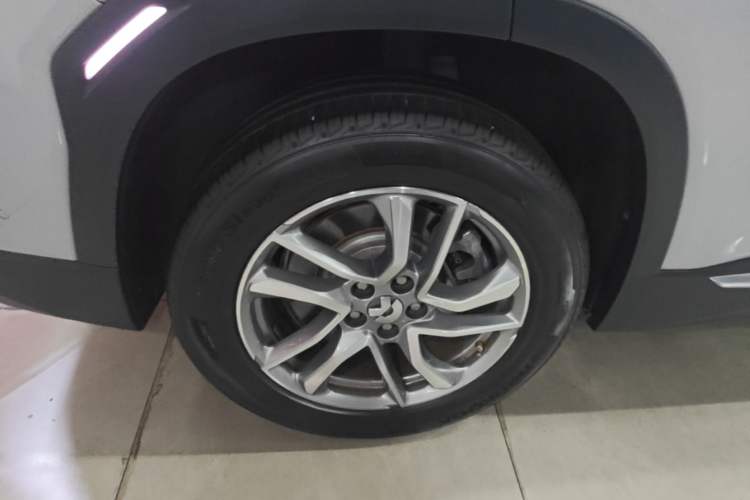 Used Nio ES6 2020 420 km Sport Edition Right Rear Wheel Hub