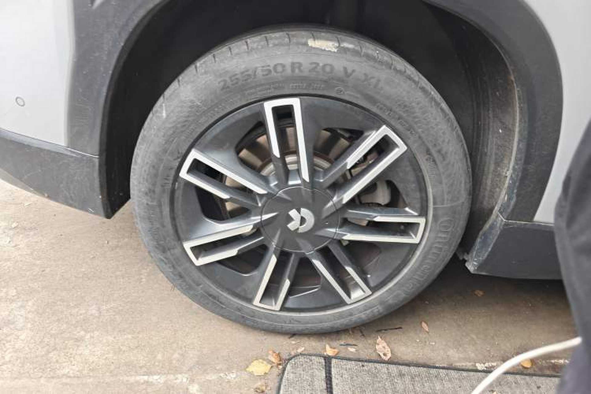 Used Nio ES6 2020 610KM Signature Edition Right Rear Wheel Hub