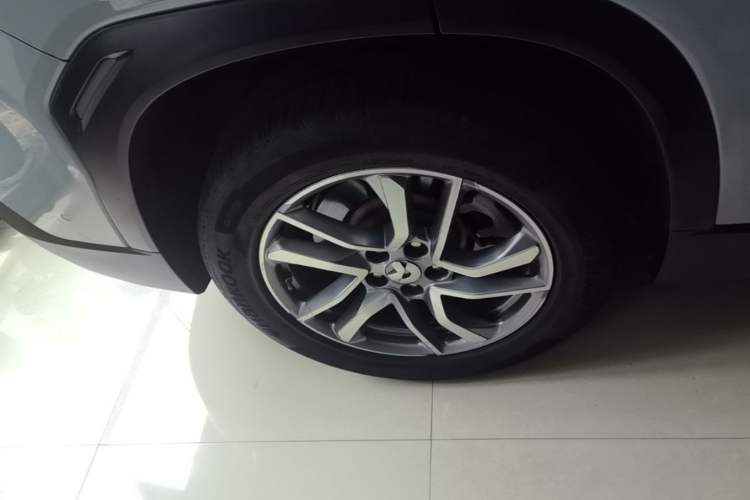 Used Nio ES6 2020 420 km Sport Edition Right Rear Wheel Hub