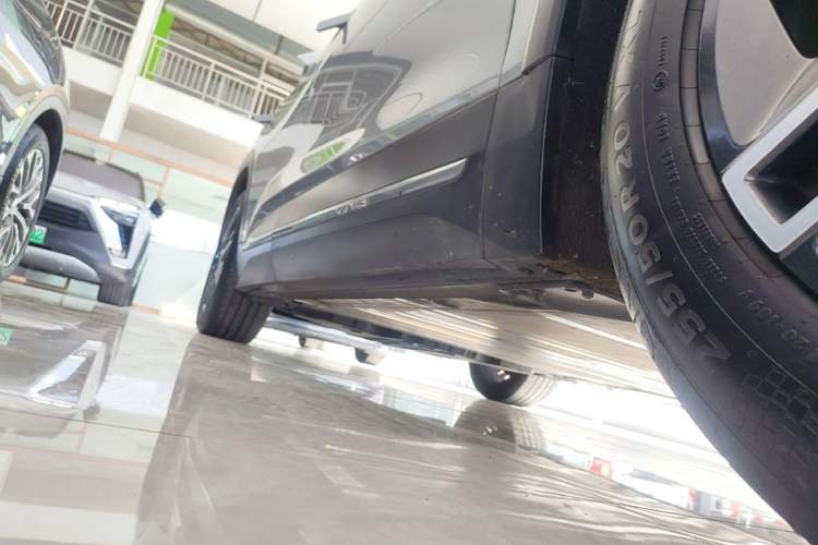 Used Nio ES6 2020 430KM Performance Version Right Side Sill