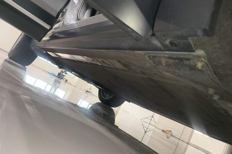 Used Nio ES6 2020 420 km Sport Edition Right Side Sill