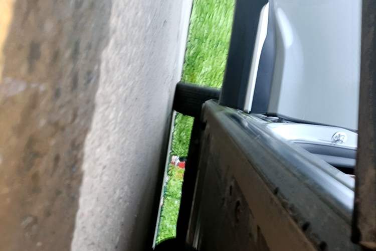 Used Nio ES6 2020 420 km Sport Edition Right Side Sill